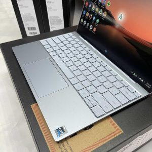 Ưu và nhược điểm khi dùng Dell XPS cho thiết kế & dựng phim