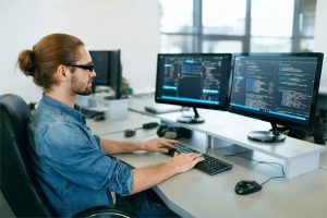PC văn phòng truyền thống có ưu điểm gì?