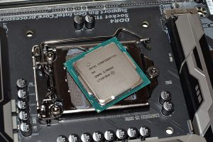 Yếu tố quyết định thật sự: nền tảng CPU và mainboard