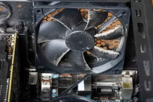 5 Dấu hiệu cho thấy bạn cần vệ sinh PC văn phòng ngay 1 Dấu hiệu 1: Vệ sinh PC khi quạt PC phát ra tiếng ồn lớn bất thường
