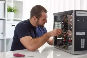 5 Dấu hiệu cho thấy bạn cần vệ sinh PC văn phòng ngay 4 Dấu hiệu 4: Vệ sinh PC khi PC thường xuyên treo, tự khởi động lại khi làm việc